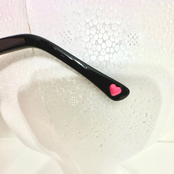 Betsey Johnson Oversized Black Sunglasses with Gradient Lenses Vintage Y2K